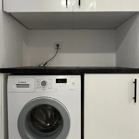 Aem House דירה *